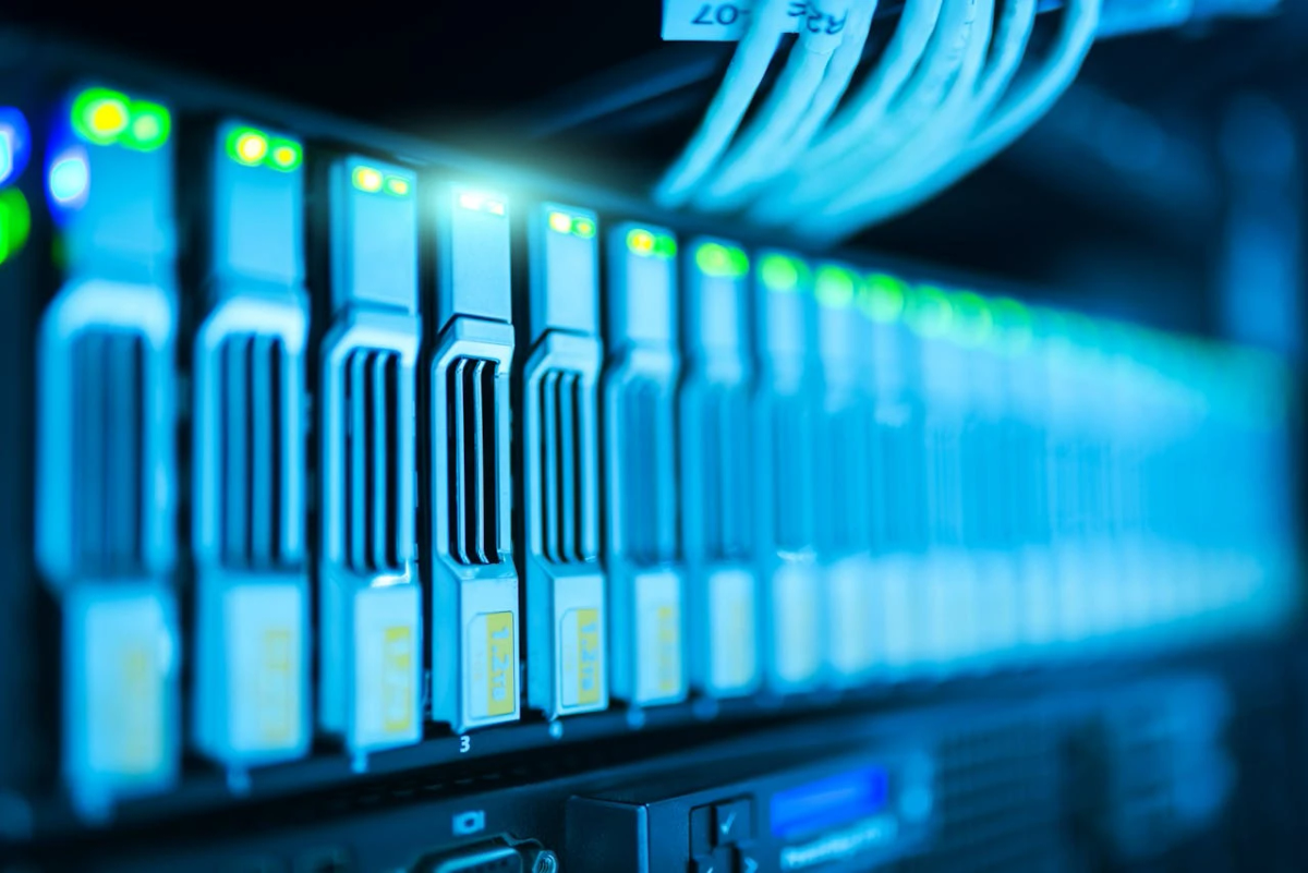 Comparison of hosting types: Shared, VPS, and Dedicated